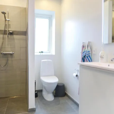 Holiday home 4 Bedroom Awesome In *