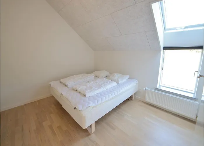 別荘 Four-bedroom In エーベルトフト